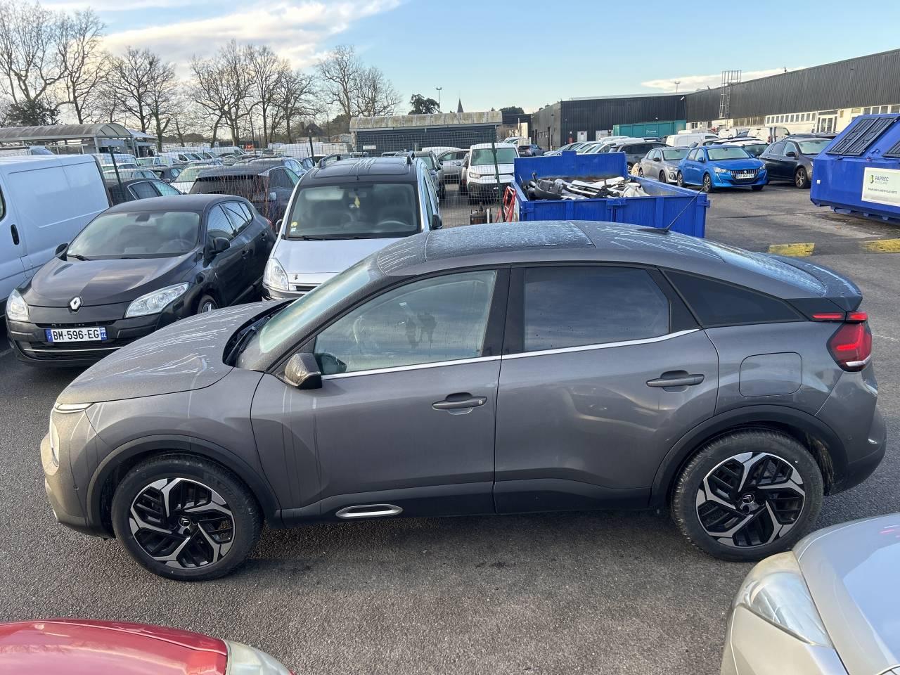 CITROEN CITROEN C4 Occasion Gris Essence sans plomb 2021