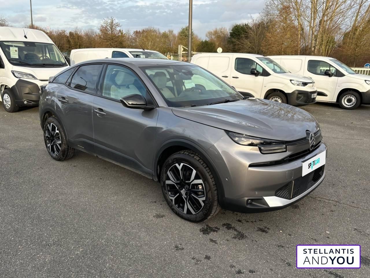 CITROEN CITROEN C4 Occasion Gris Essence sans plomb 2026