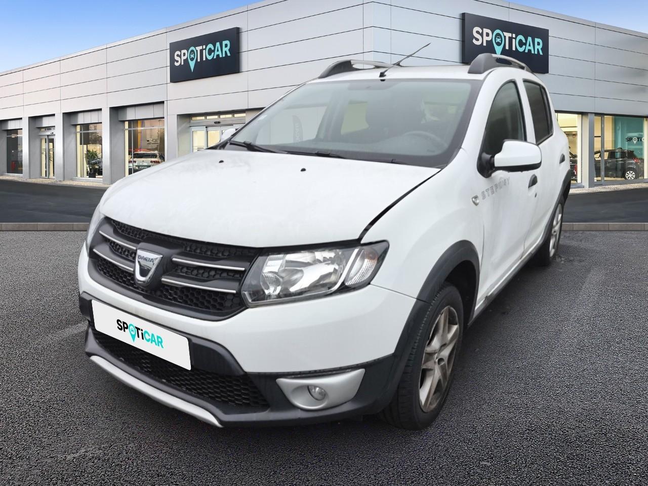 DACIA DACIA SANDERO Occasion Blanc Essence sans plomb 2015