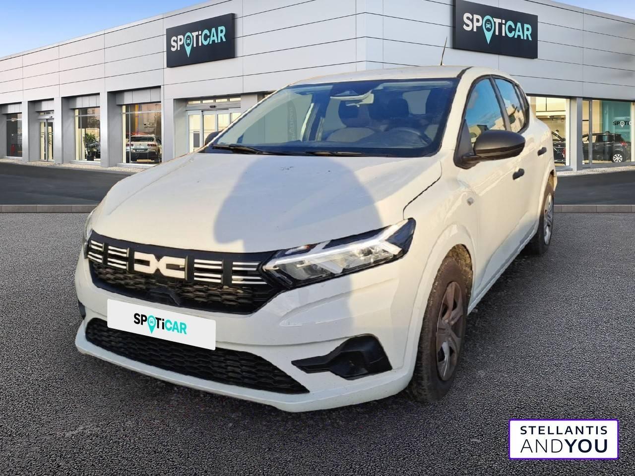 DACIA DACIA SANDERO Occasion Blanc Essence sans plomb 2025