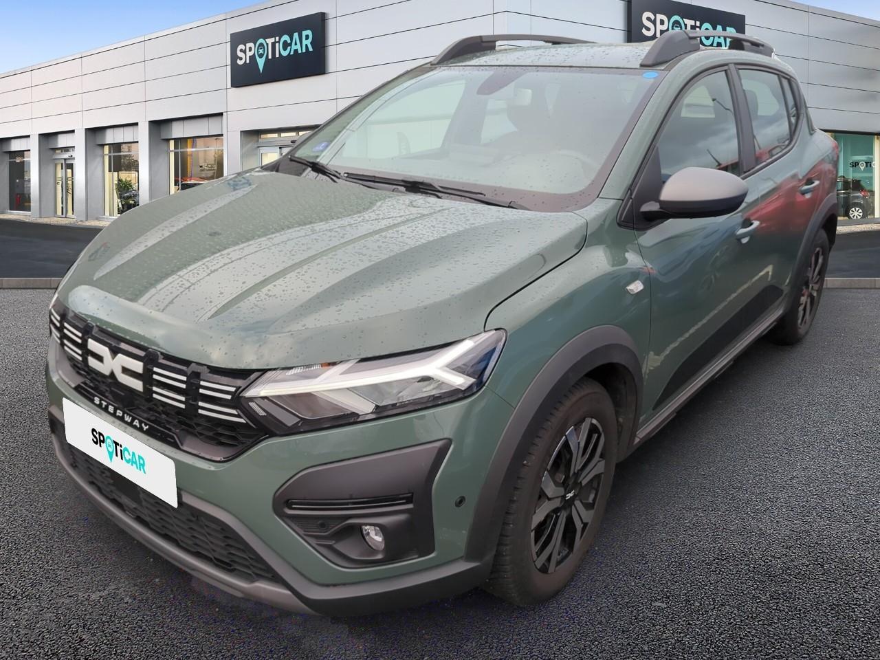 DACIA DACIA SANDERO Occasion Gris Essence sans plomb 2022