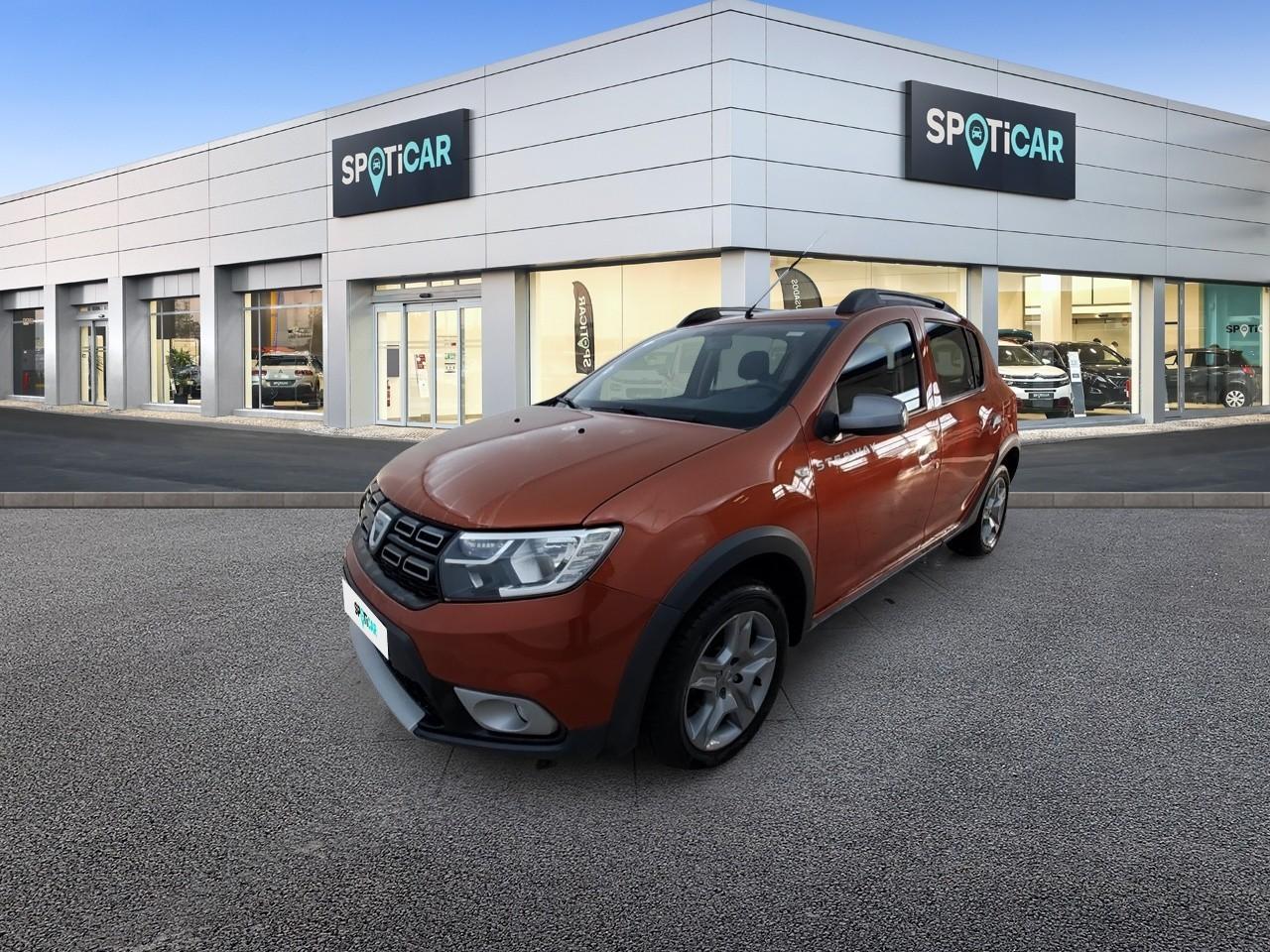 DACIA DACIA SANDERO Occasion Rouge Essence sans plomb 2017