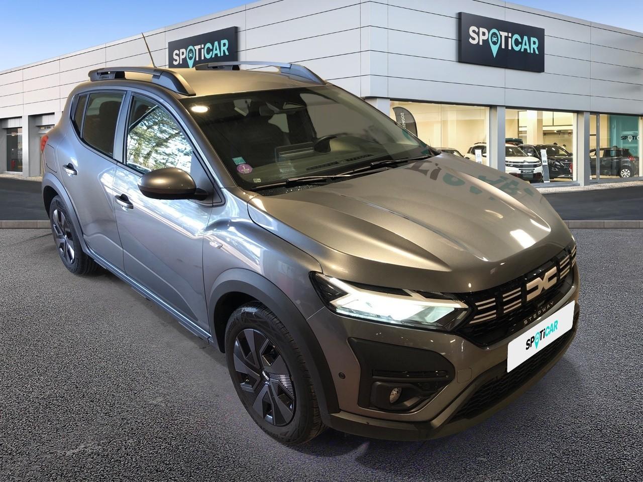 DACIA DACIA SANDERO Occasion Gris Essence sans plomb 2024