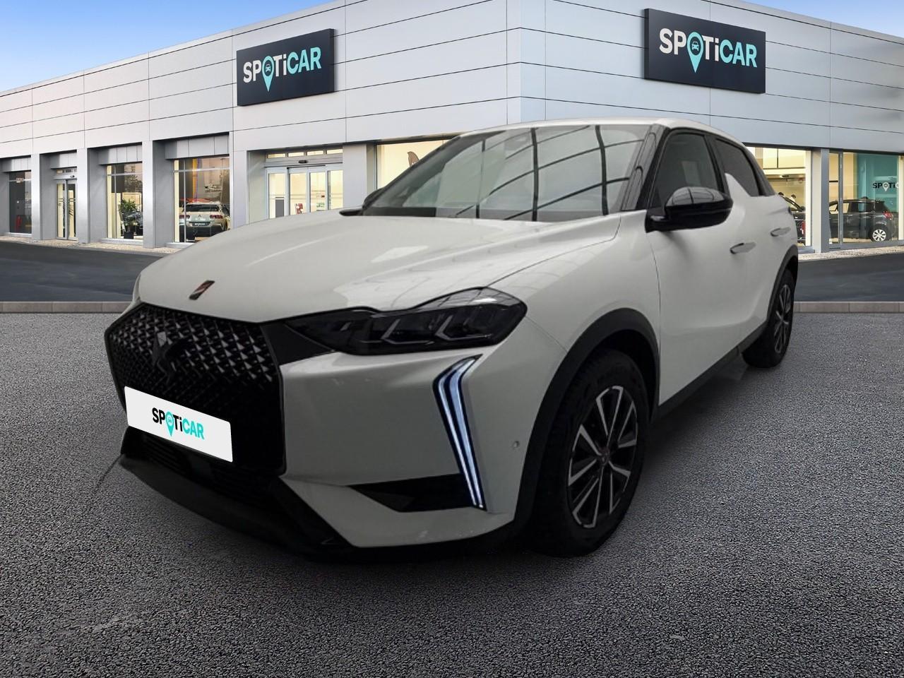 DS DS DS 3 Occasion Blanc Essence sans plomb 2024