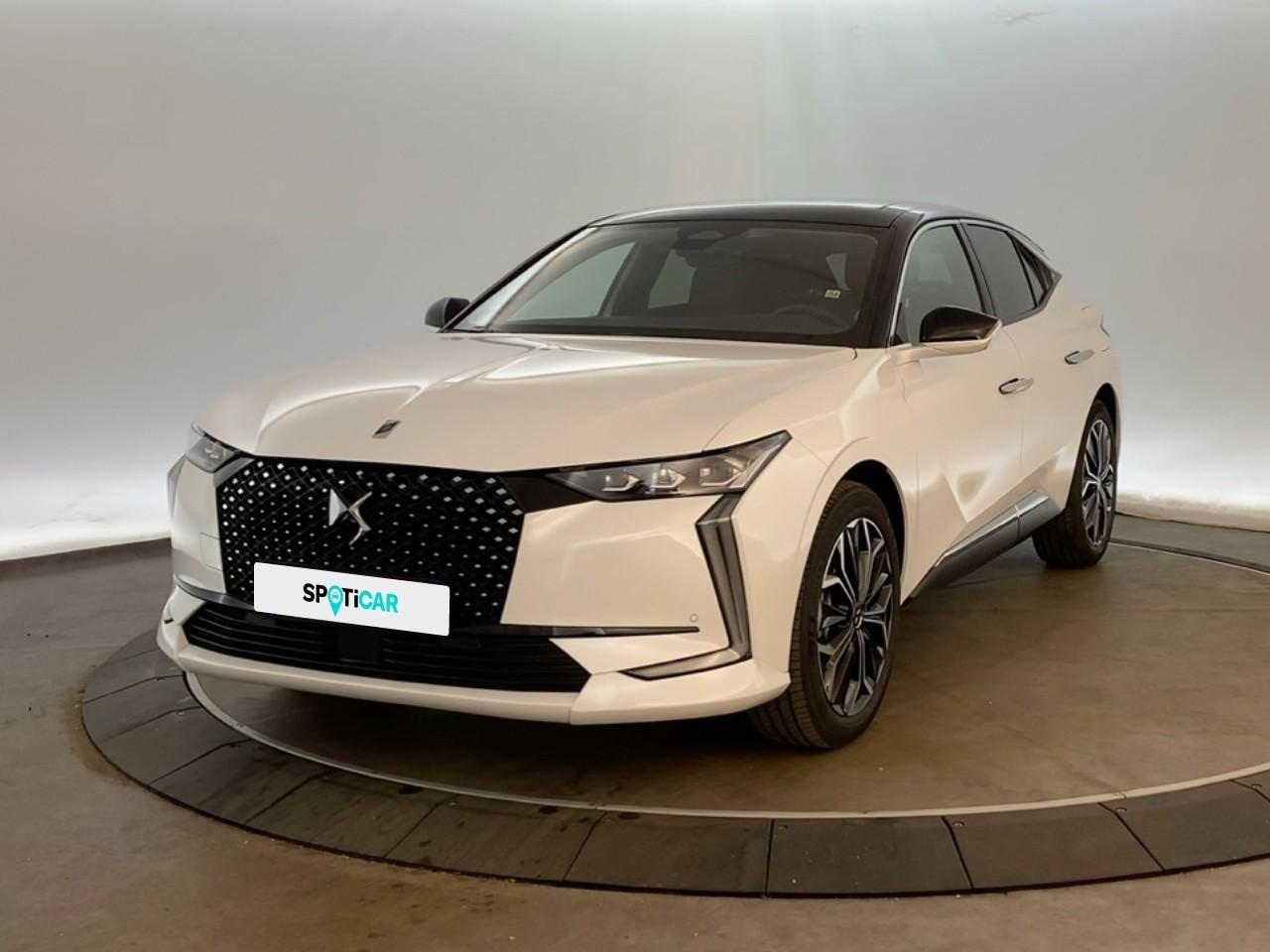 DS DS DS 4 Occasion Blanc Essence / Courant électrique 2024