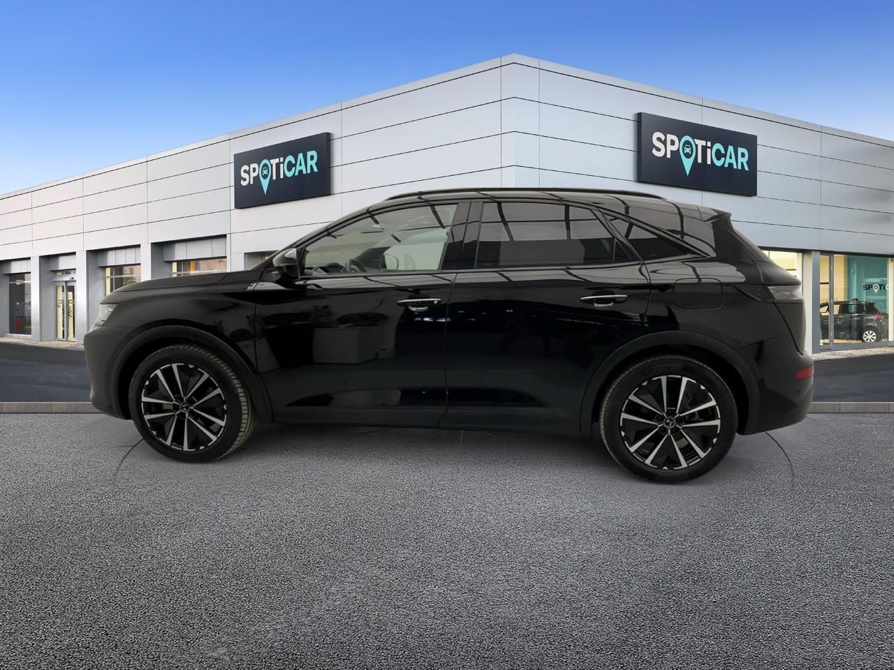 DS DS DS 7 CROSSBACK Occasion Noir Essence / Courant électrique 2024