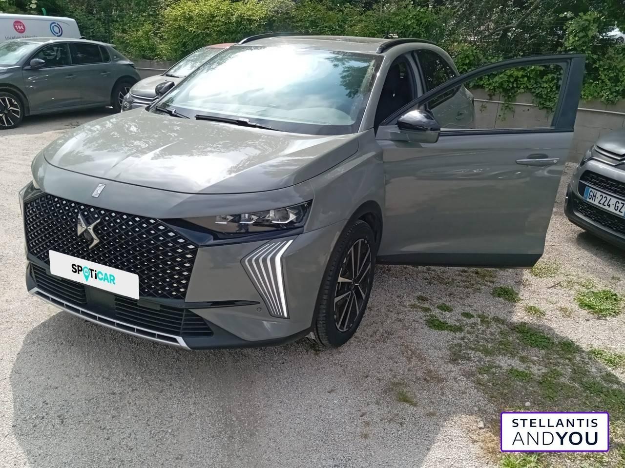 DS DS DS 7 CROSSBACK Occasion Gris Essence / Courant électrique 2023