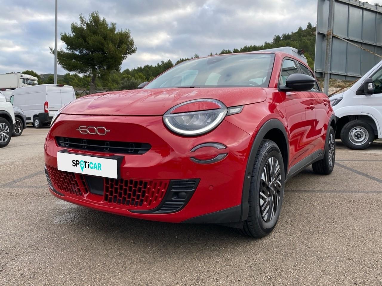 FIAT FIAT 600 Occasion Red by RED Essence sans plomb 2024