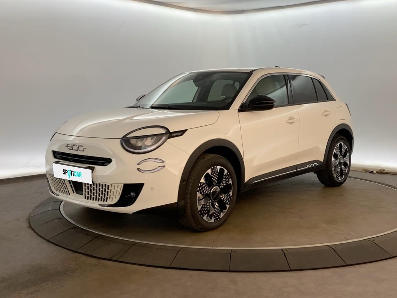 FIAT FIAT 600 Occasion Ice White Essence sans plomb 2024