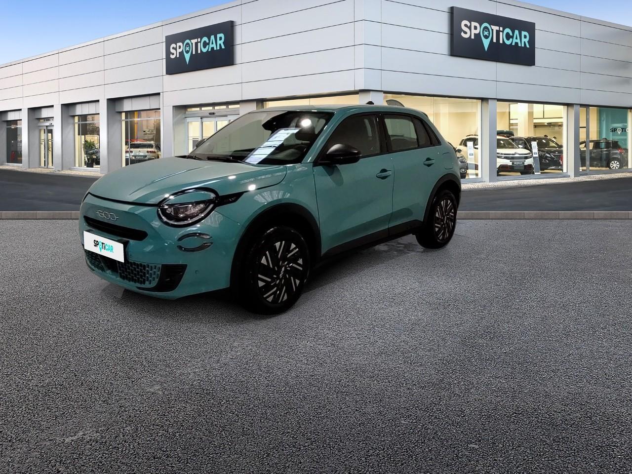 FIAT FIAT 600 Occasion Bleu Essence sans plomb 2024