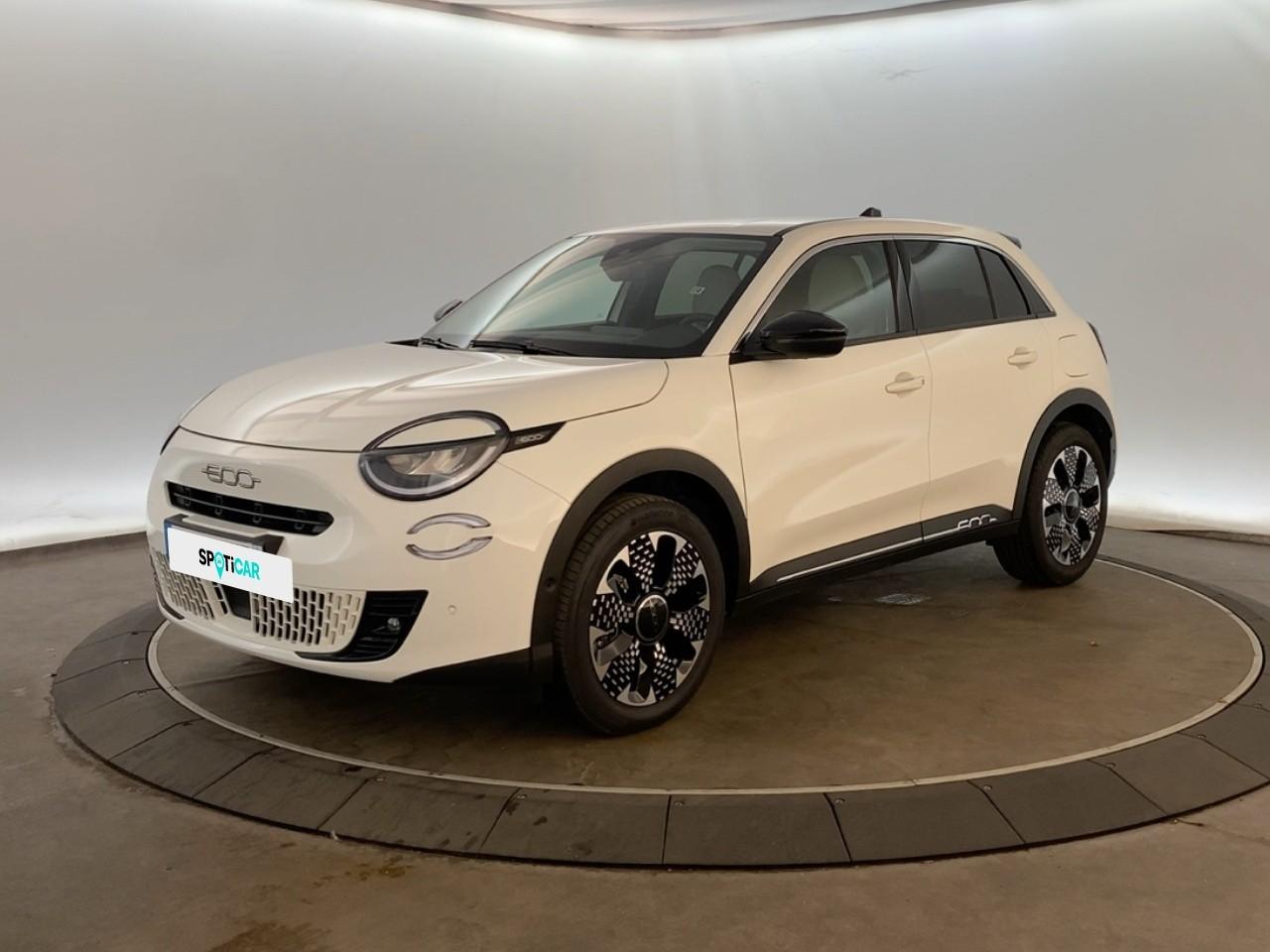 FIAT FIAT 600 Occasion Ice White Essence sans plomb 2025