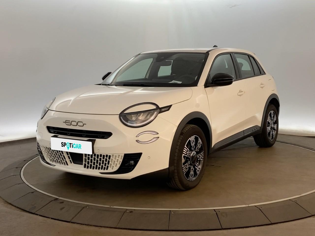 FIAT FIAT 600 Occasion Ice White Essence sans plomb 2025
