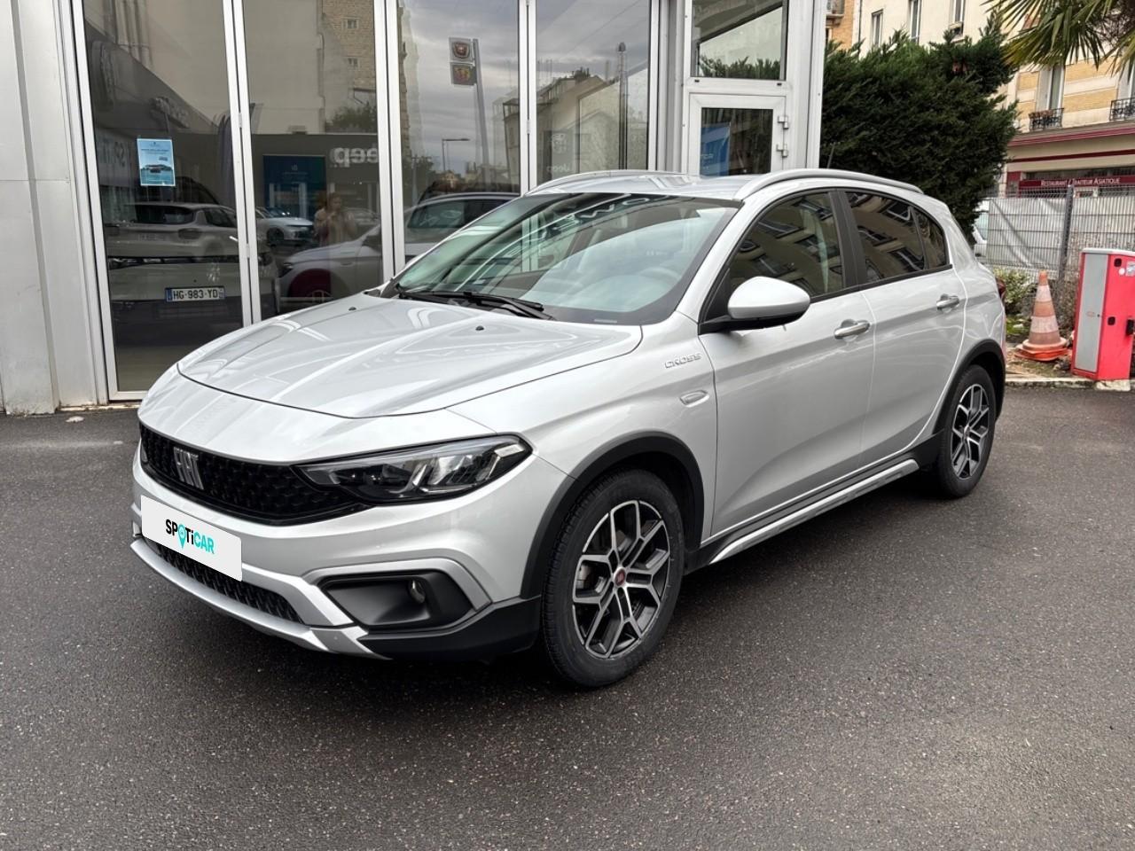 FIAT FIAT TIPO Occasion Gris Essence sans plomb 2023