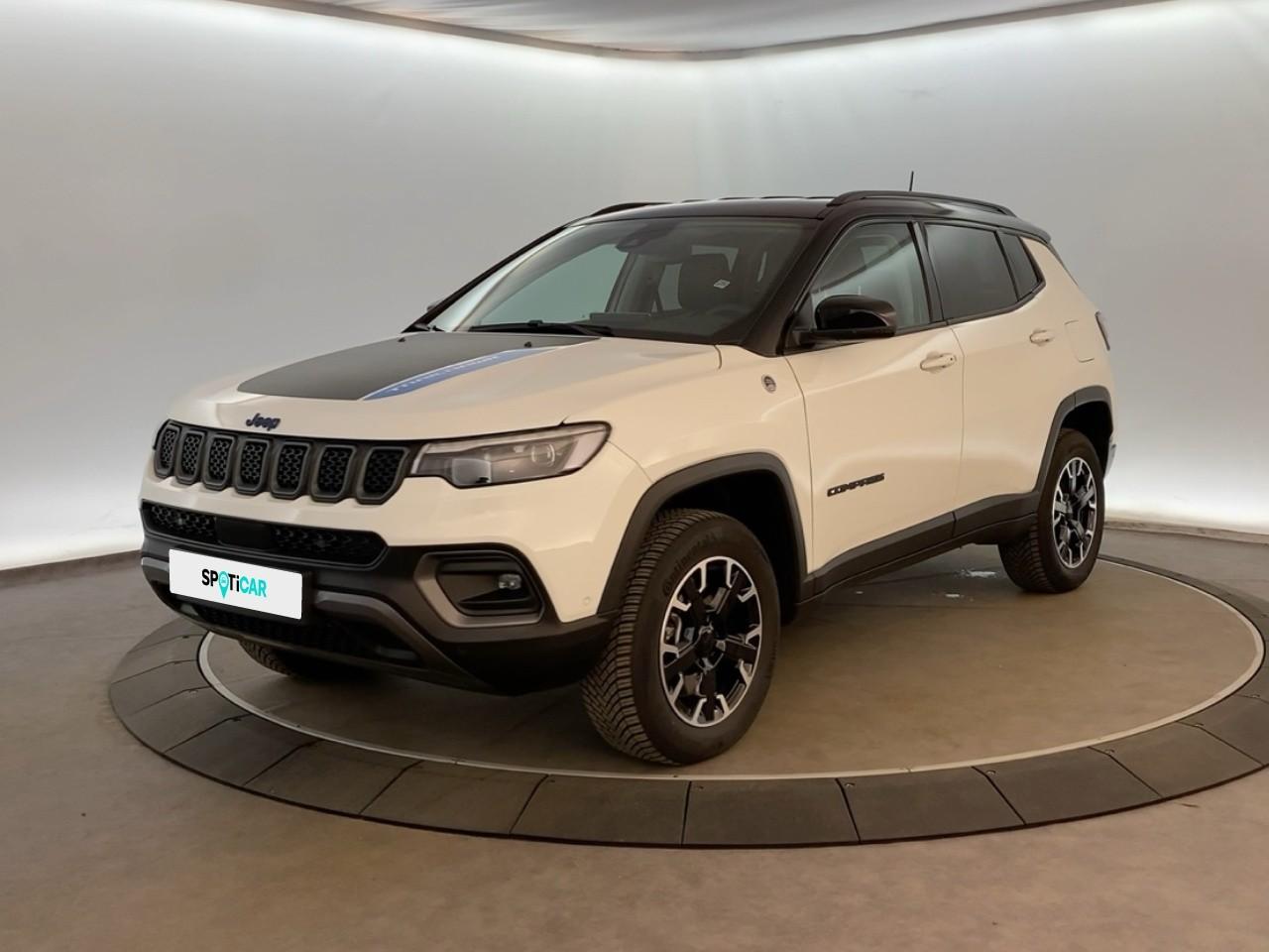 JEEP JEEP COMPASS Occasion Noir Essence / Courant électrique 2024