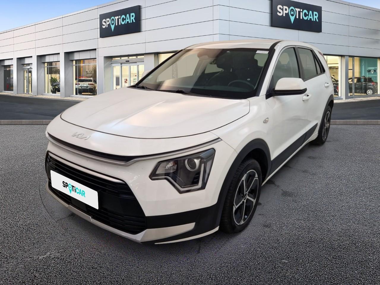 KIA KIA NIRO Occasion (UD) CLEAR WHITE Essence / Courant électrique 2022