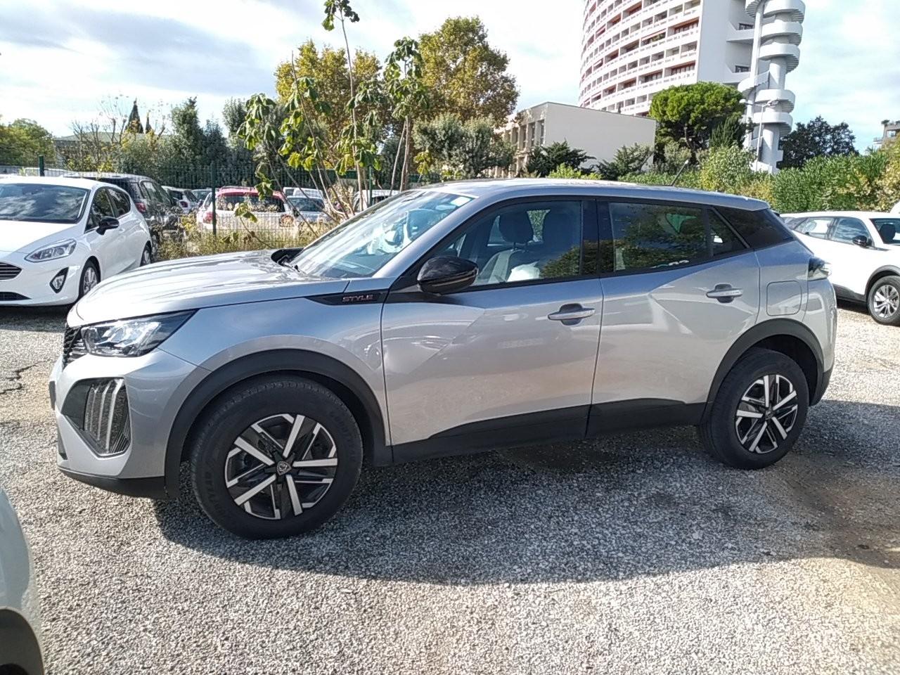 PEUGEOT PEUGEOT 2008 Occasion Gris Essence sans plomb 2025
