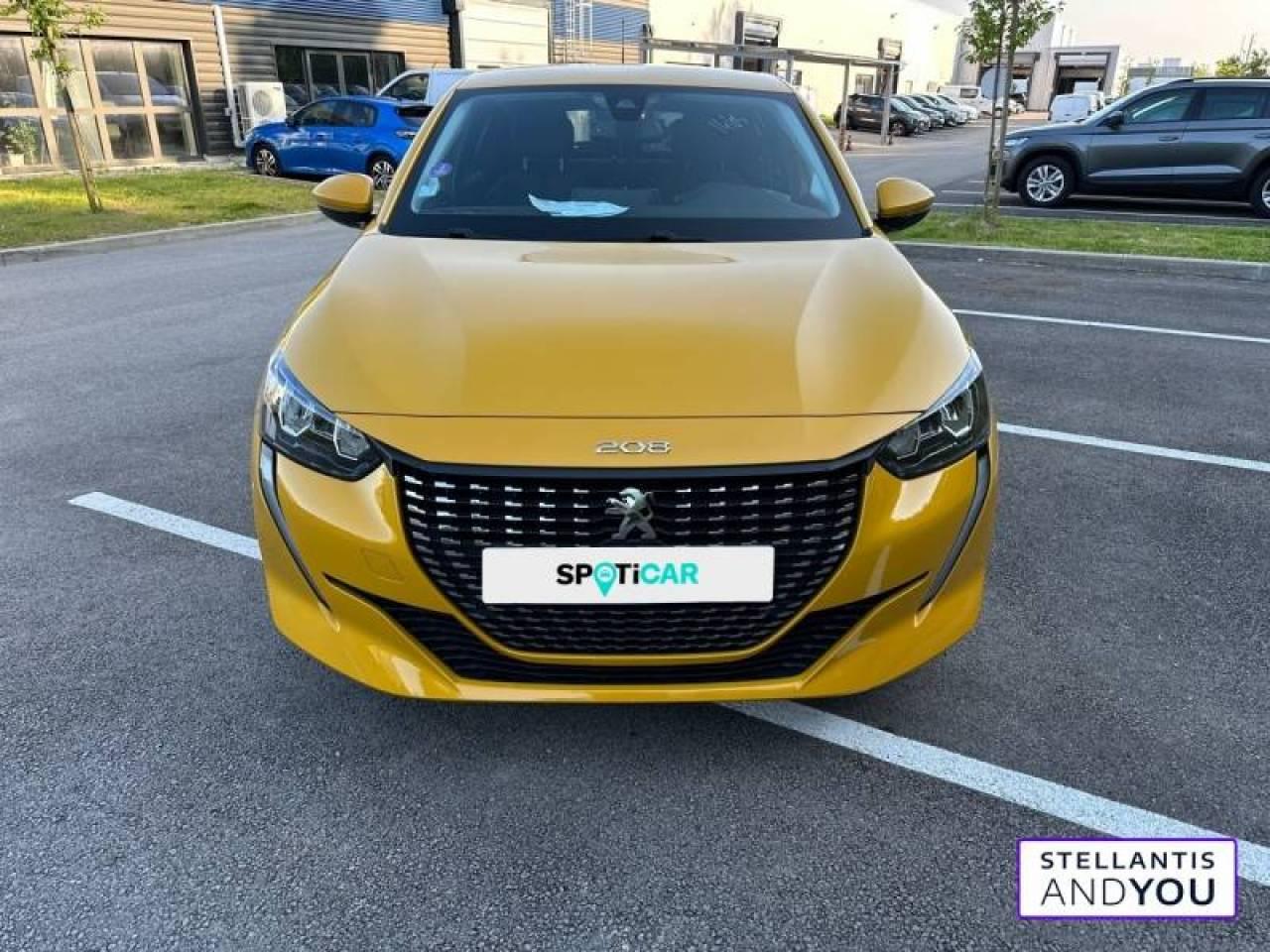 PEUGEOT PEUGEOT 208 Occasion Jaune Courant électrique 2024