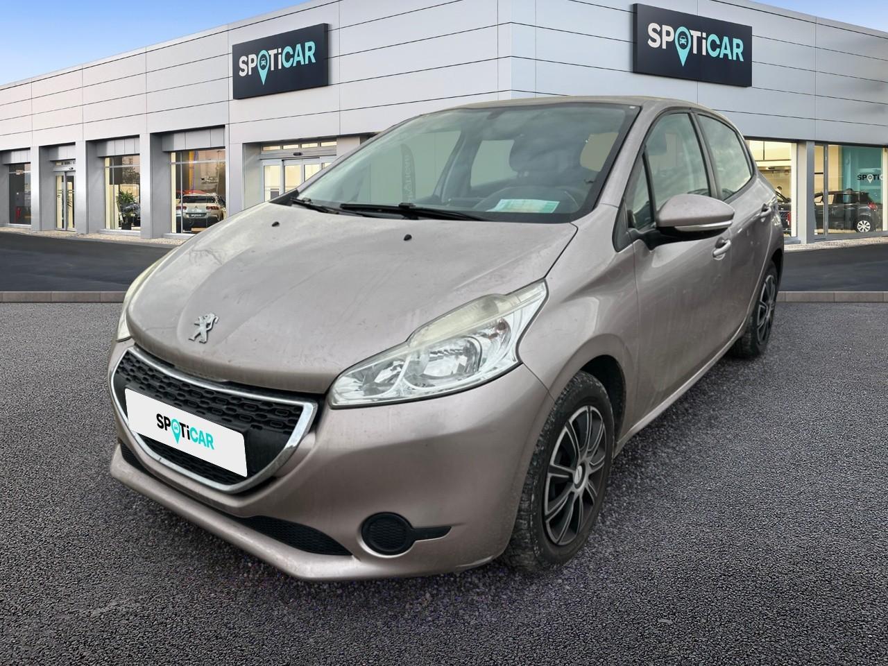 PEUGEOT PEUGEOT 208 Occasion Rouge Diesel 2014