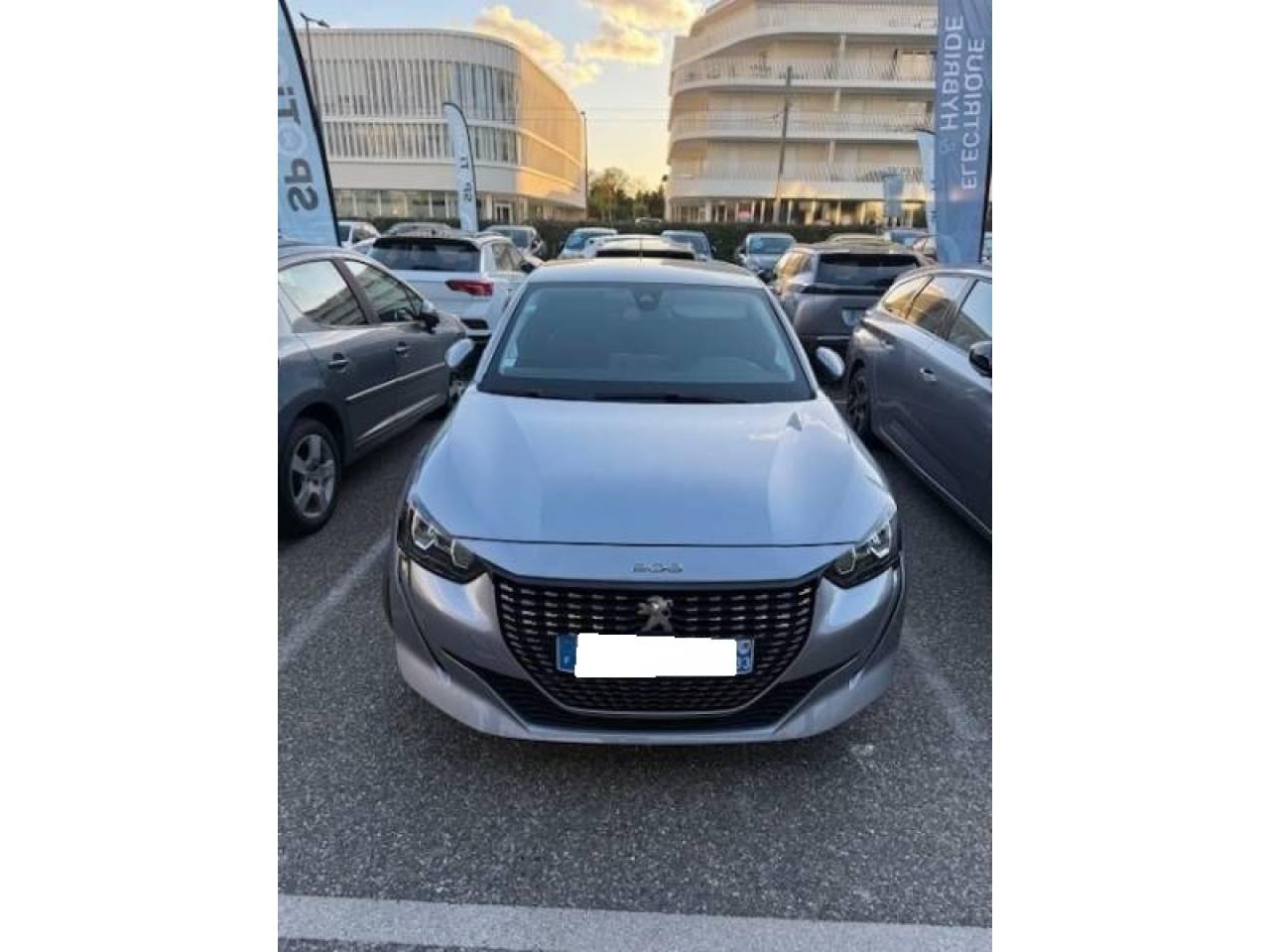 PEUGEOT PEUGEOT 208 Occasion Gris Essence sans plomb 2021