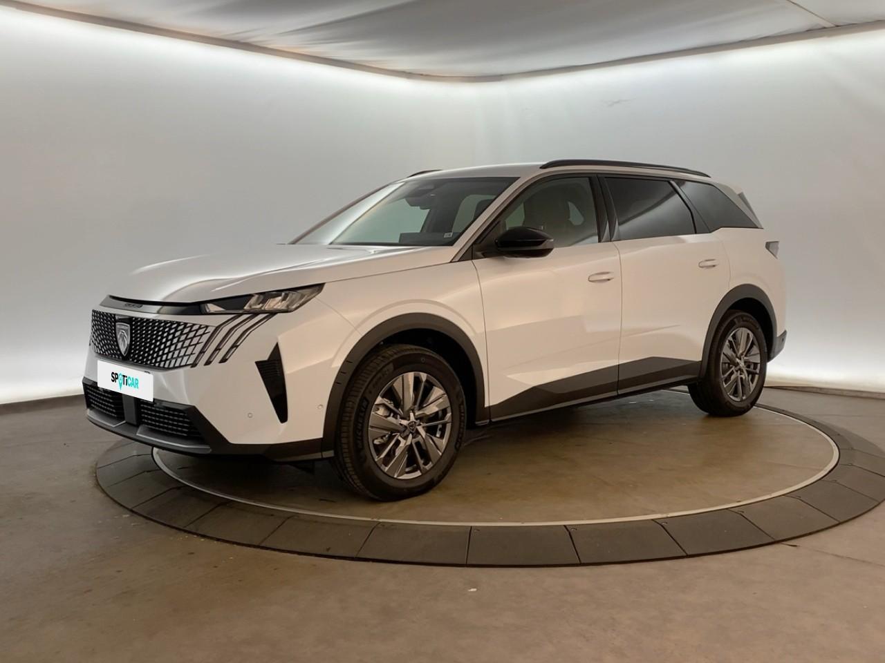 PEUGEOT PEUGEOT 5008 Occasion Blanc Essence sans plomb 2025