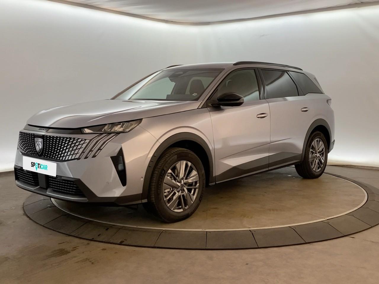 PEUGEOT PEUGEOT 5008 Occasion Gris Essence sans plomb 2025