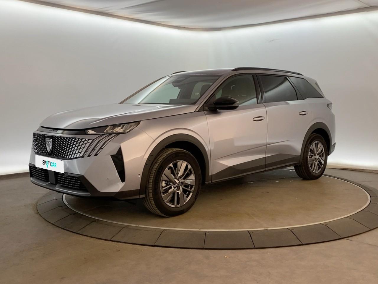 PEUGEOT PEUGEOT 5008 Occasion Gris Essence sans plomb 2025