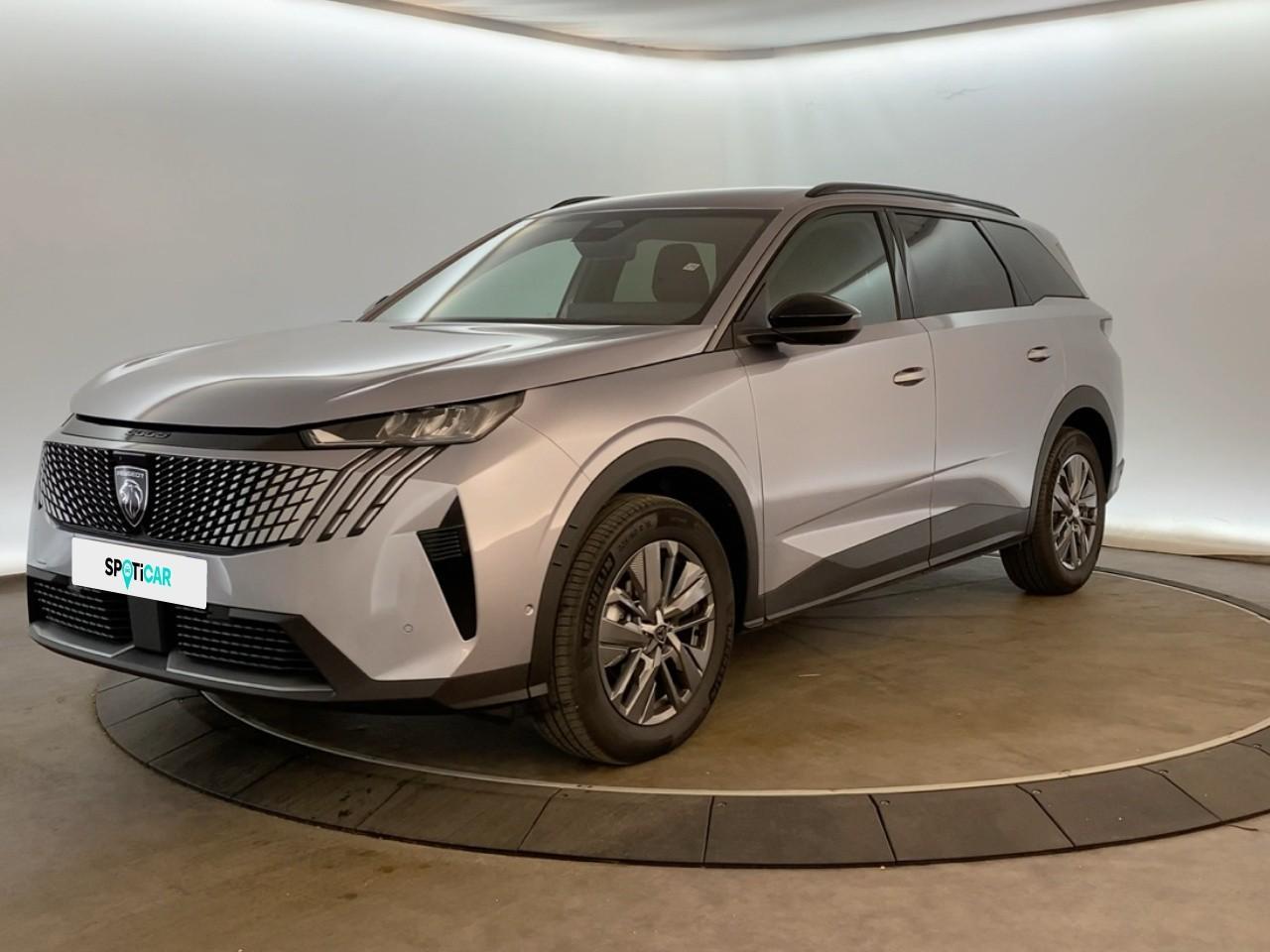 PEUGEOT PEUGEOT 5008 Occasion Gris Essence sans plomb 2025