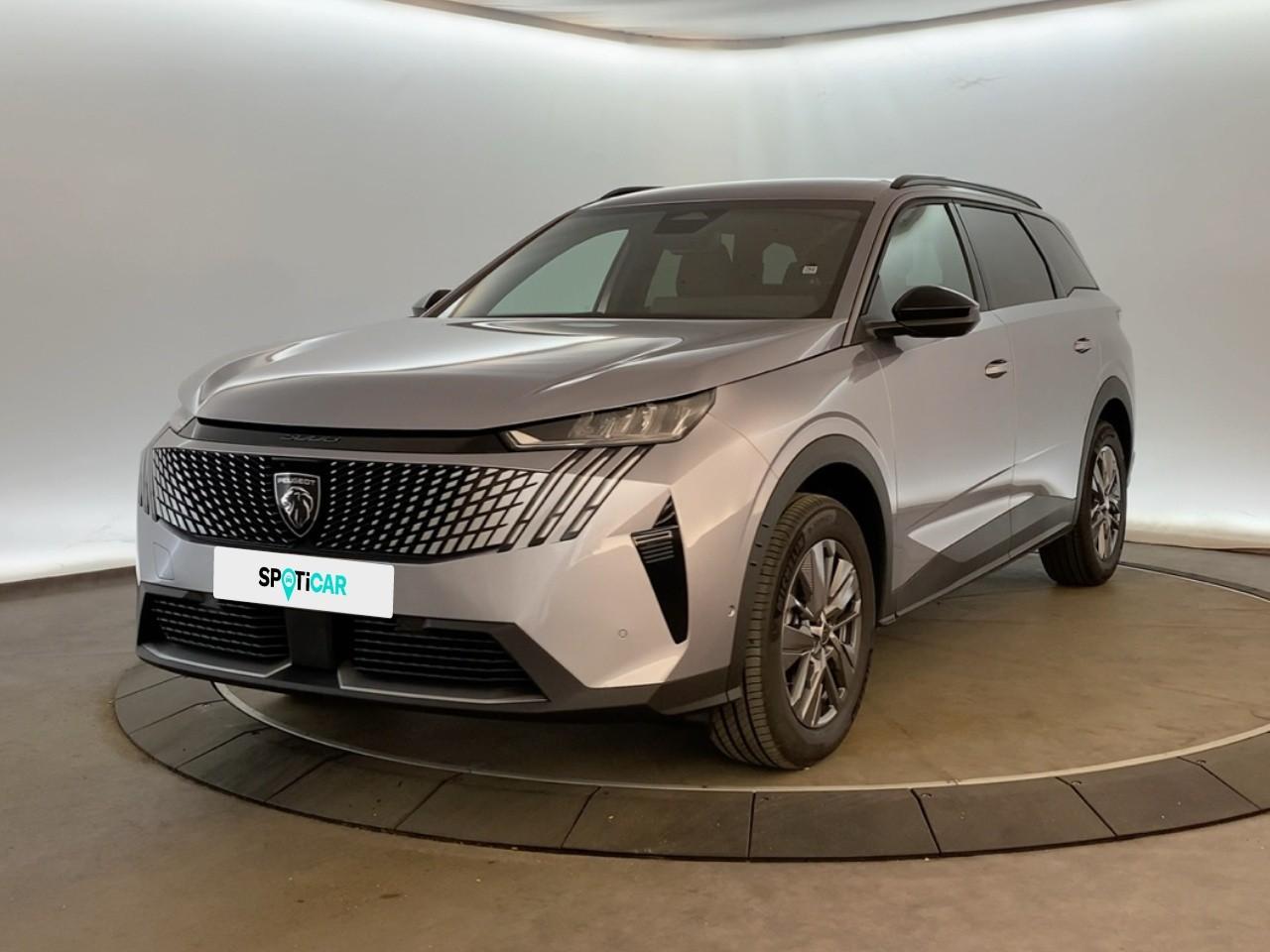PEUGEOT PEUGEOT 5008 Occasion Gris Essence sans plomb 2025
