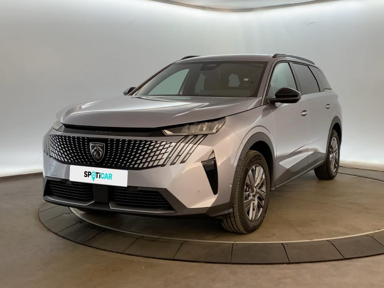 PEUGEOT PEUGEOT 5008 Occasion Gris Essence sans plomb 2025