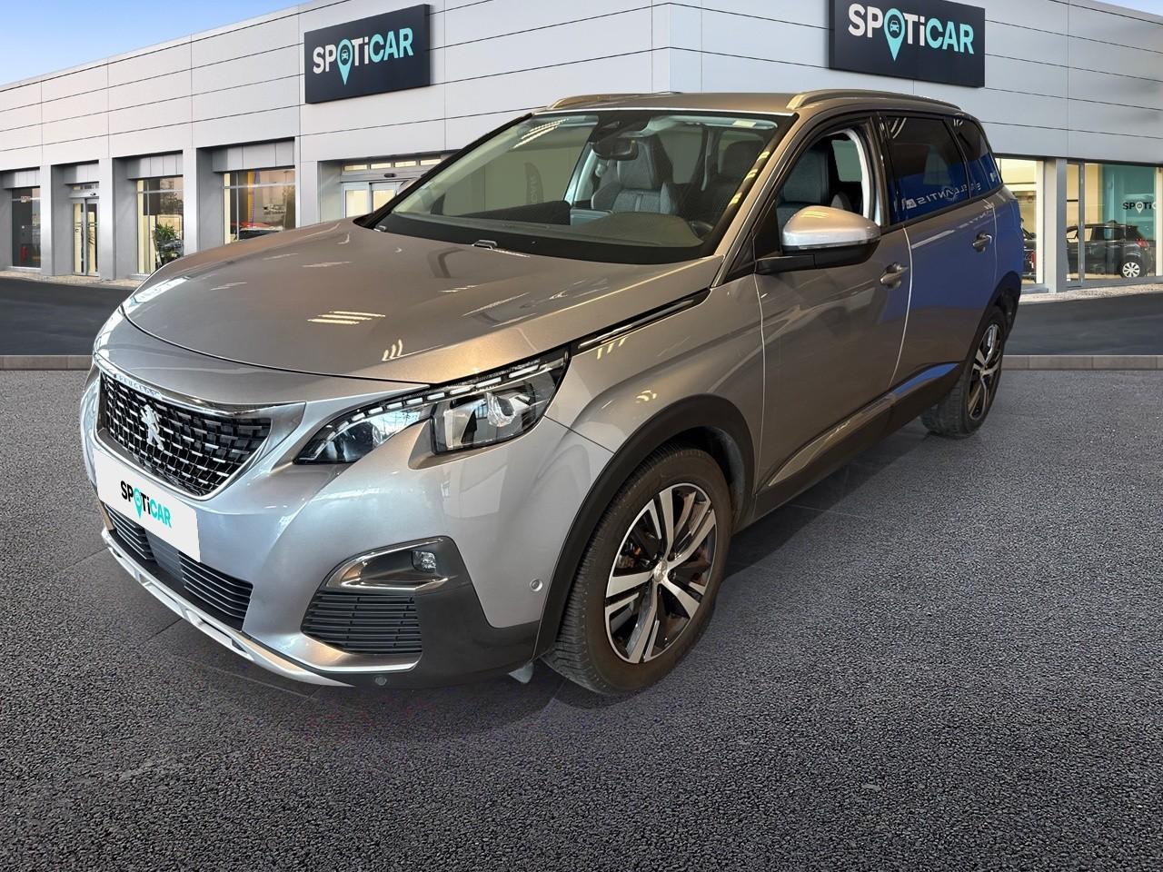PEUGEOT PEUGEOT 5008 Occasion Gris Essence sans plomb 2020
