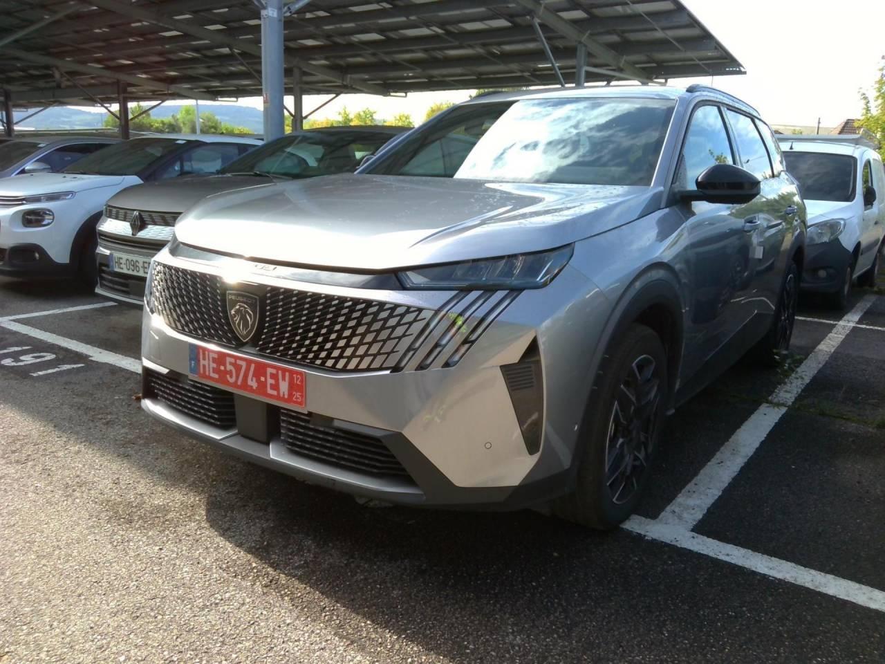 PEUGEOT PEUGEOT 5008 Occasion Gris Essence sans plomb 2025