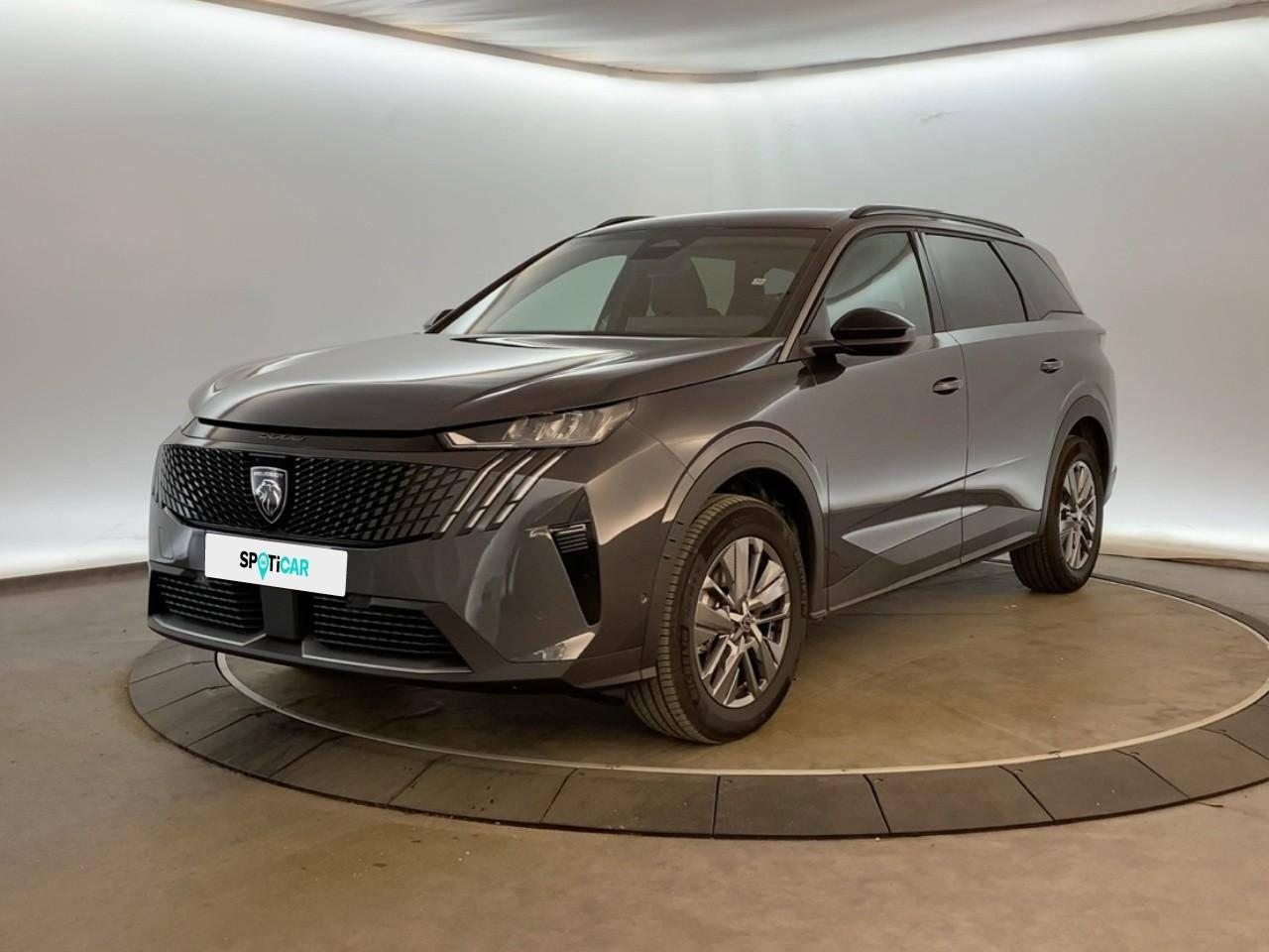 PEUGEOT PEUGEOT 5008 Occasion Gris Essence sans plomb 2025