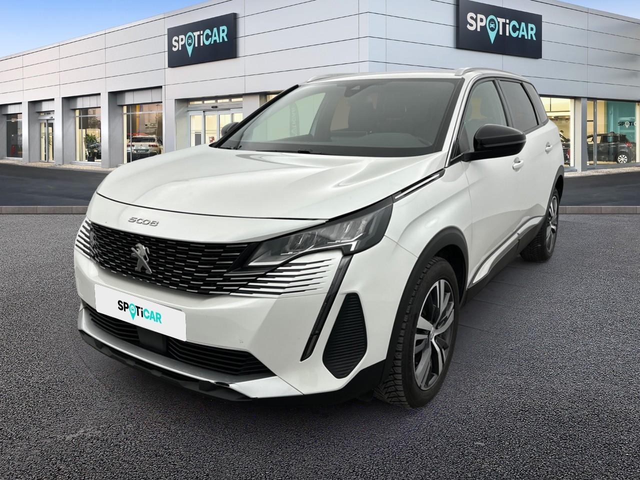 PEUGEOT PEUGEOT 5008 Occasion Gris Essence sans plomb 2024