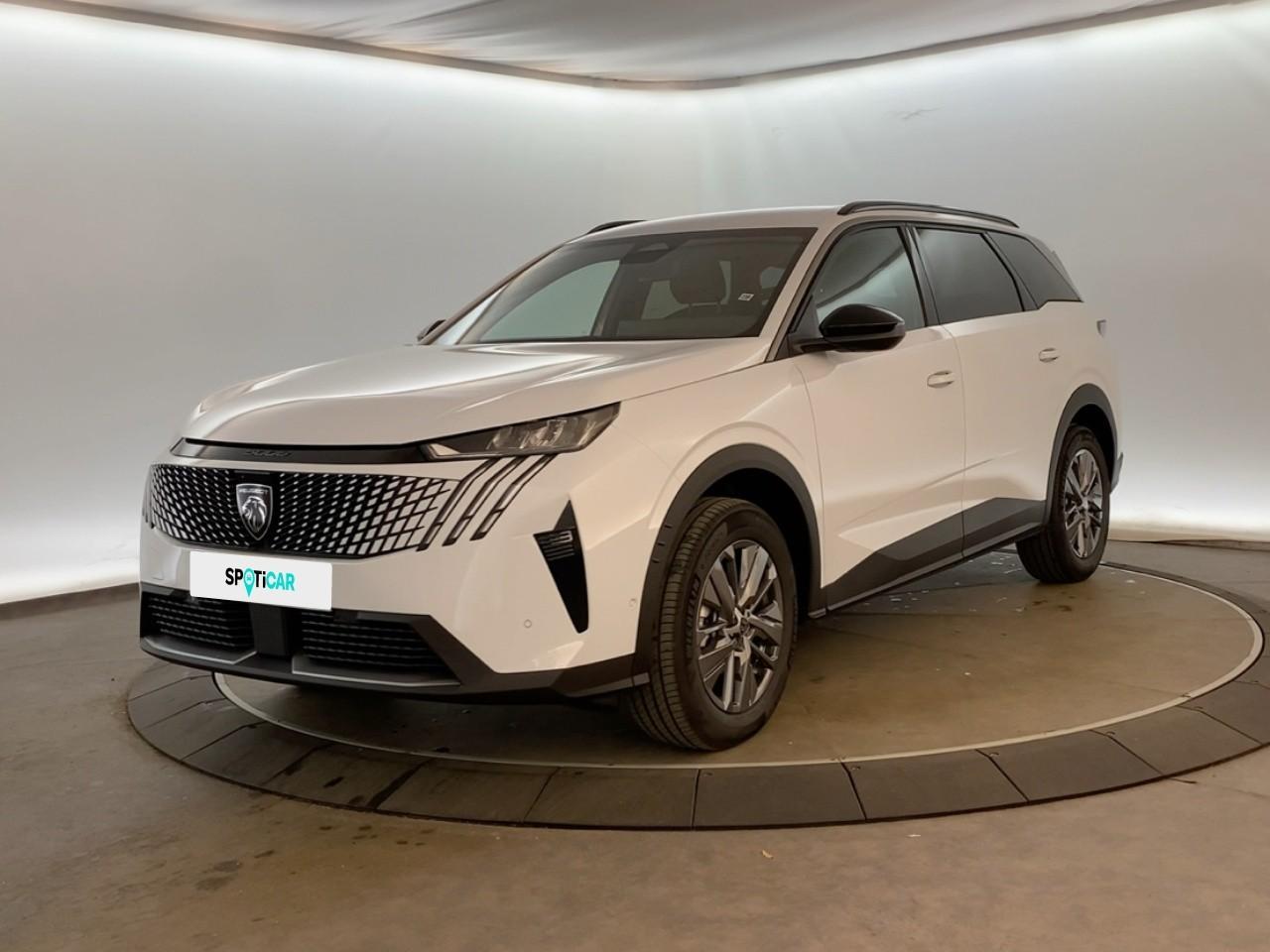 PEUGEOT PEUGEOT 5008 Occasion Blanc Essence sans plomb 2025