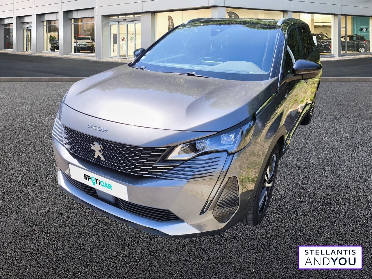 PEUGEOT PEUGEOT 5008 Occasion Gris Essence sans plomb 2023