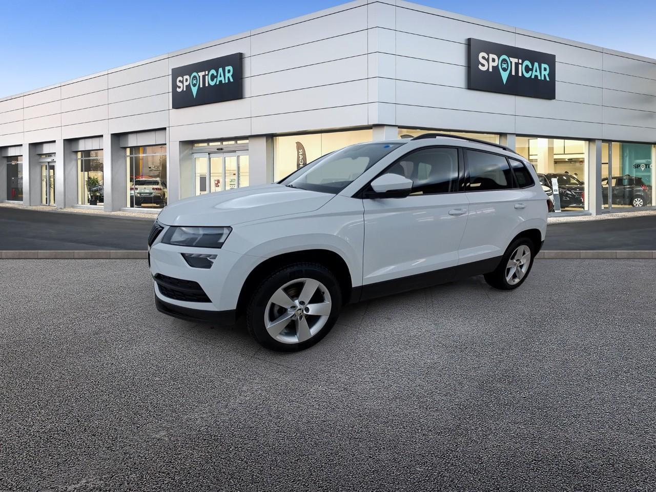 SKODA SKODA KAROQ Occasion Moon White Metallic Essence sans plomb 2022
