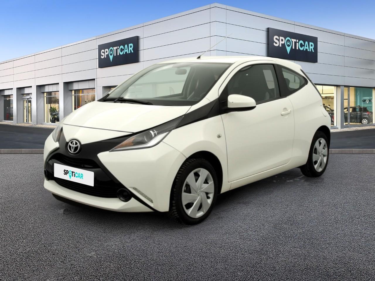 TOYOTA TOYOTA AYGO Occasion Blanc Essence sans plomb 2018