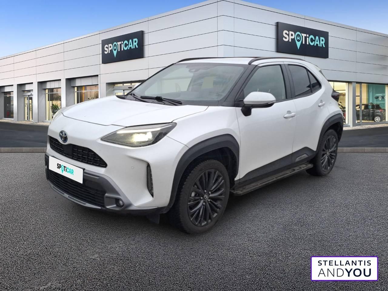 TOYOTA TOYOTA YARIS Occasion Blanc Essence / Courant électrique 2023