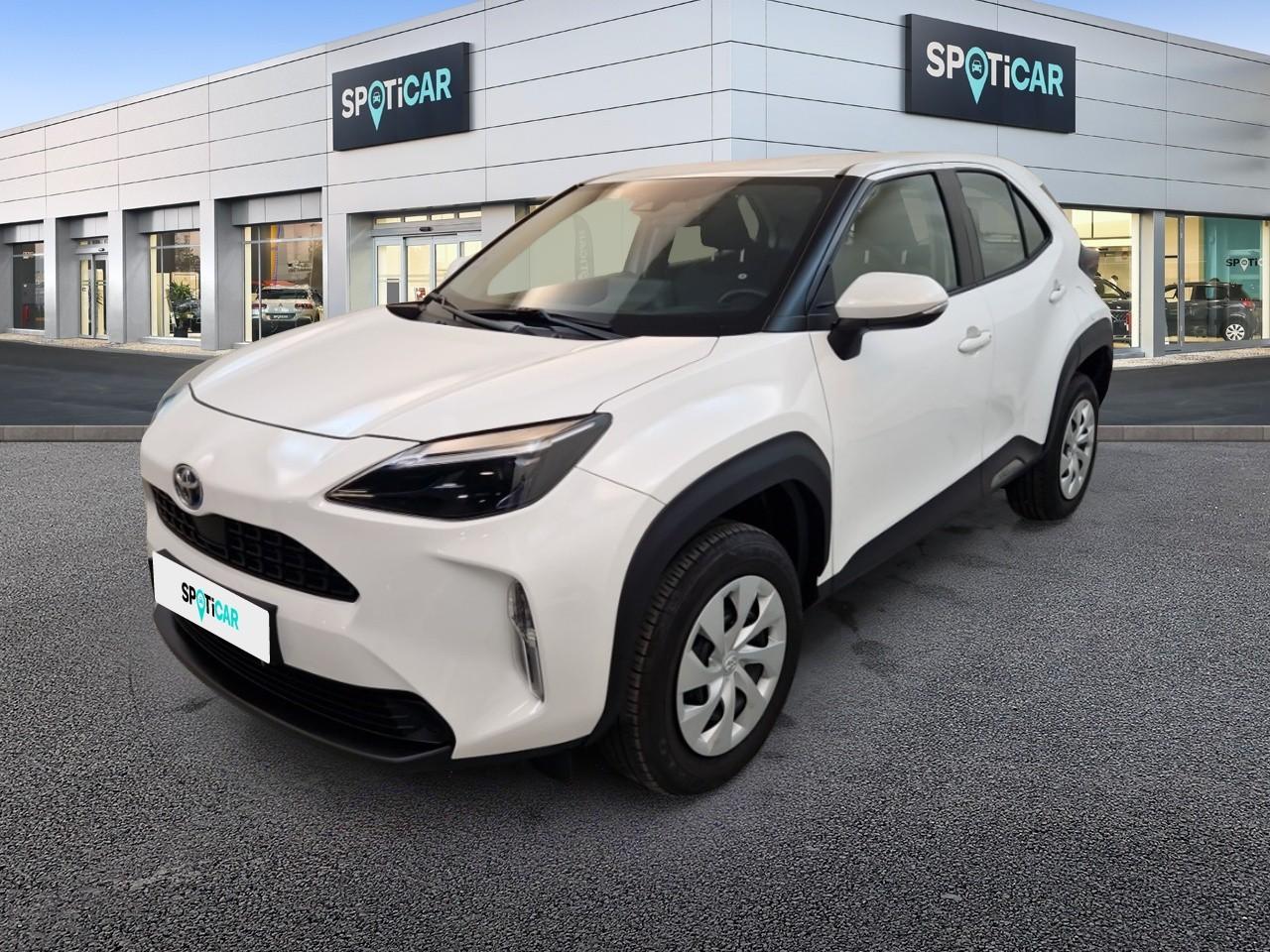 TOYOTA TOYOTA YARIS Occasion Blanc Essence / Courant électrique 2023