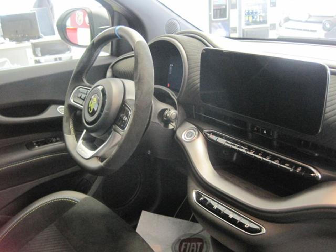 Abarth Abarth 500 usata, con Caricabatterie di bordo da 7,4 kW