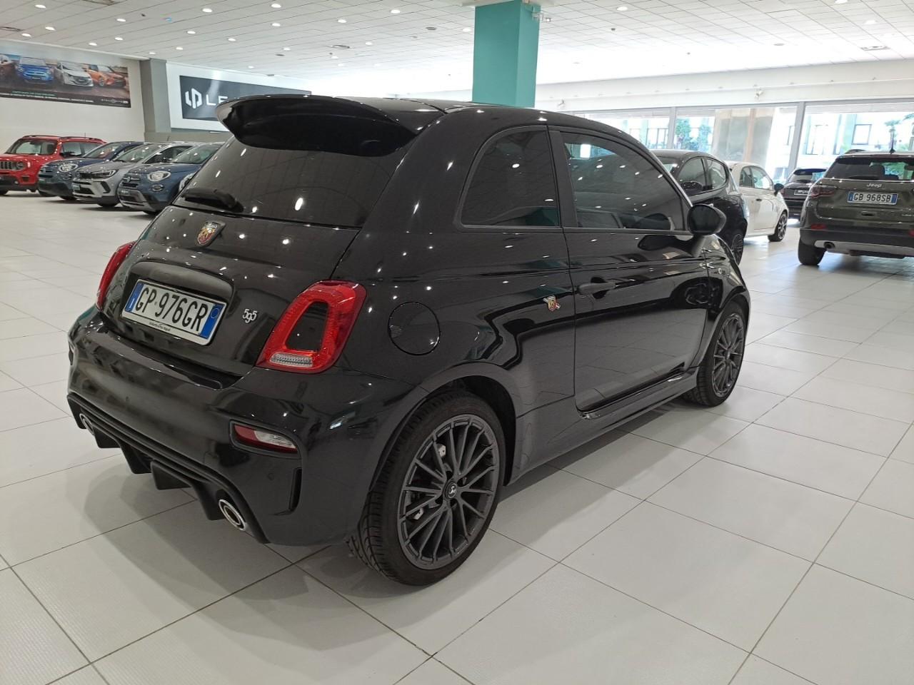 Abarth Abarth 500 usata, con 7,00 display multifunzionale touch screen, plancia centrale 1, 17,8, fisso e no