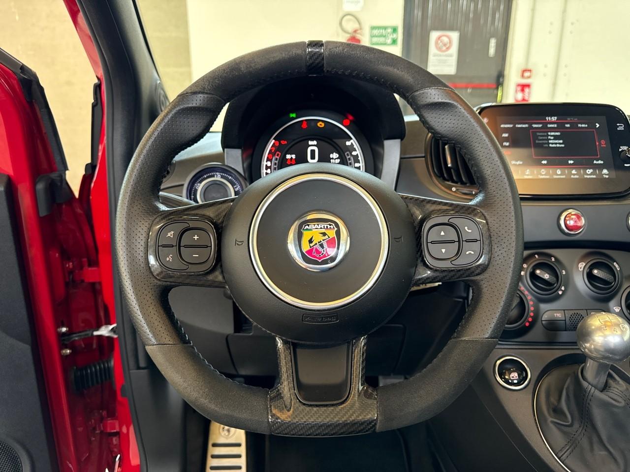 Abarth Abarth 500 usata, con 7,00 display multifunzionale touch screen, plancia centrale 1, 17,8, fisso e no