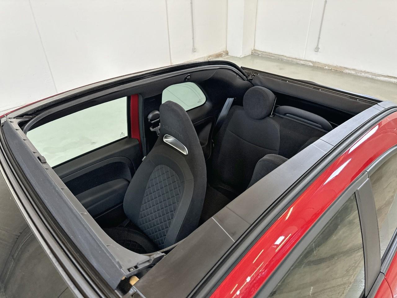 Abarth Abarth 500 usata, con airbag per le ginocchia conducente