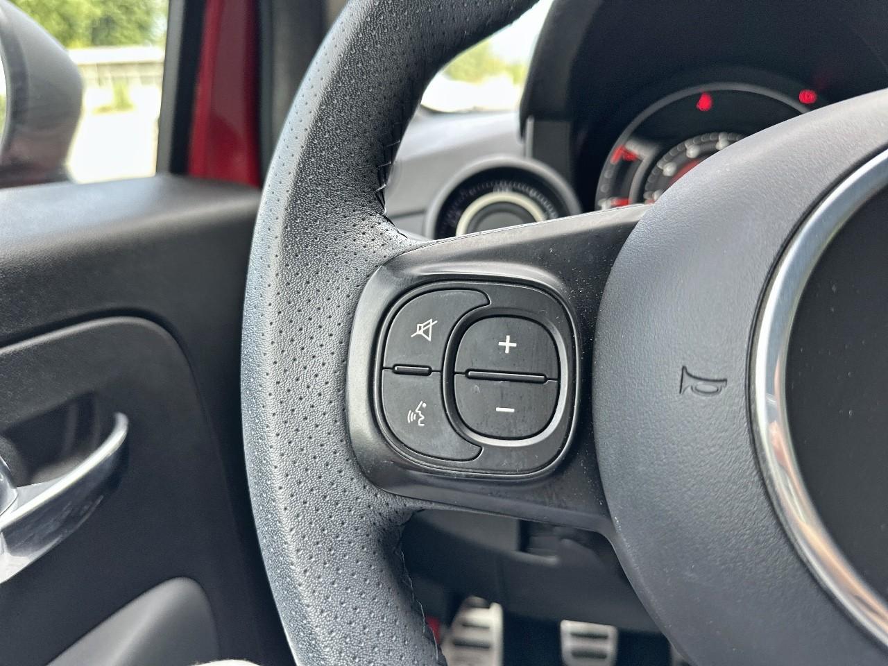Abarth Abarth 500 usata, con airbag per le ginocchia conducente