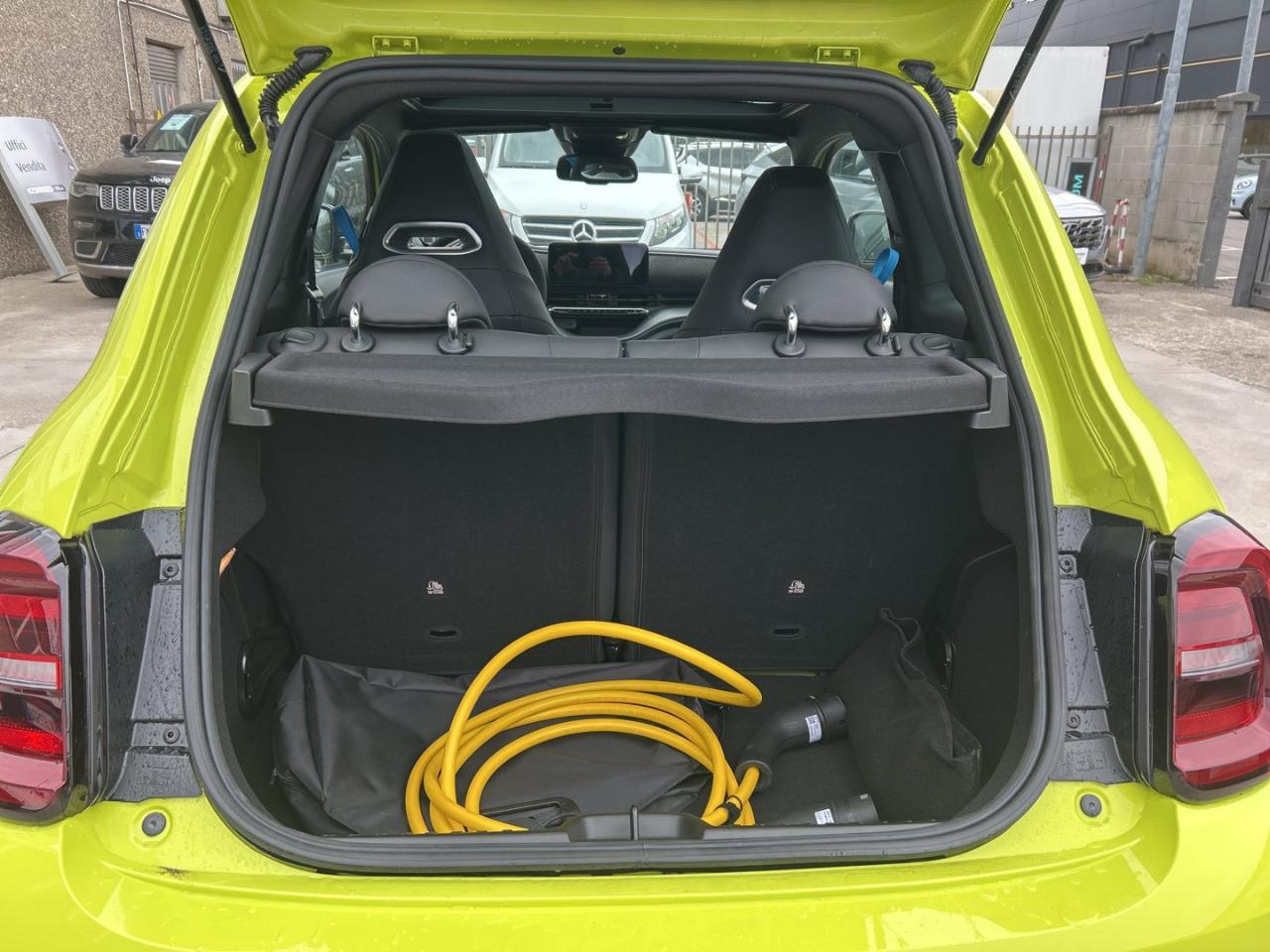 Abarth Abarth 500 usata, con Caricabatterie di bordo da 7,4 kW