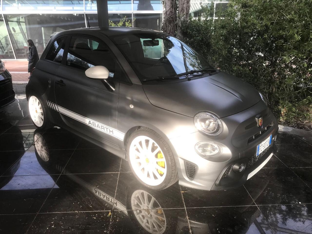 Abarth Abarth 595 595 1.4 Turbo T-Jet 180 CV Esseesse