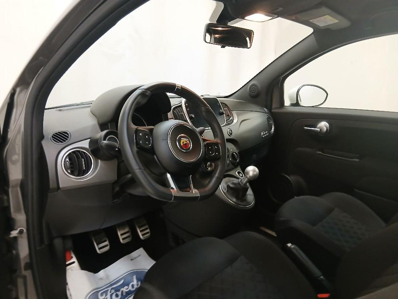 Abarth Abarth 595 usata, con Caricabatterie di bordo da 22 kW