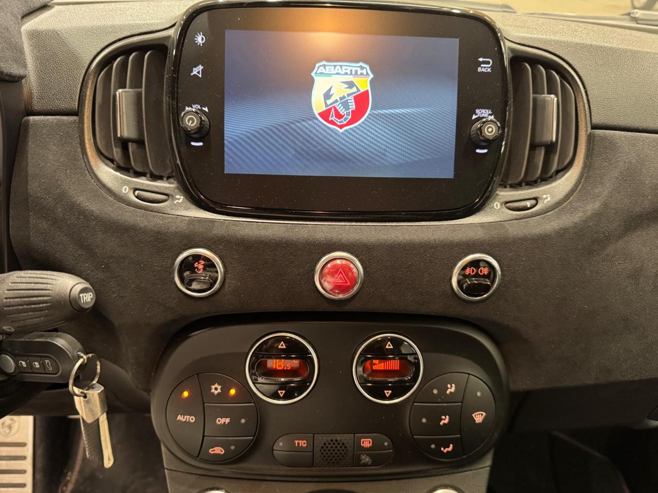 Abarth Abarth 595 usata, con Caricabatterie di bordo da 7,4 kW