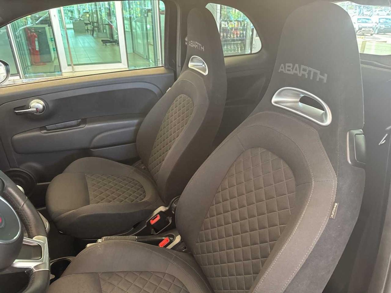 Abarth Abarth 595 usata, con Caricabatterie di bordo da 7,4 kW