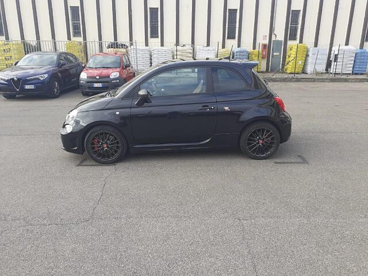 Abarth Abarth 595 usata, con Caricabatterie di bordo da 11 kW